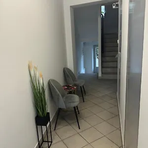 Hostal Esa, Varsovia