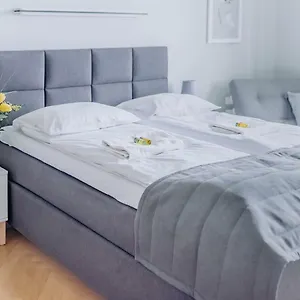 Apartel Plac Zbawiciela Apartament