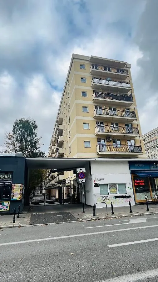 Warszawa Krucza Pokoje Poland