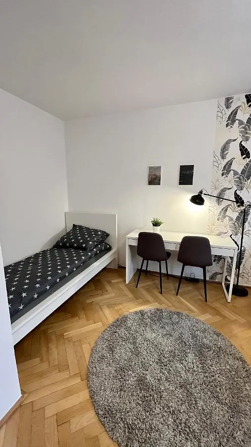 Warszawa Krucza Pokoje Hostel Warsaw